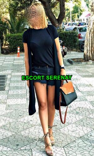 konyaescortserenay-1 Fantazi Dünyası Geniş Konya Fetiş Escort Serenay