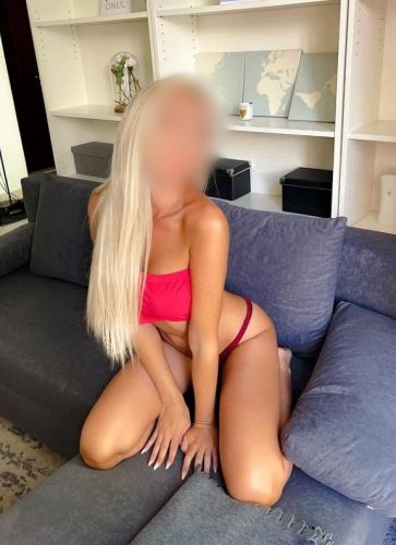 konyaescortaksana-1 Otelde Görüşen Sarışın Konya Escort Bayan Aksana